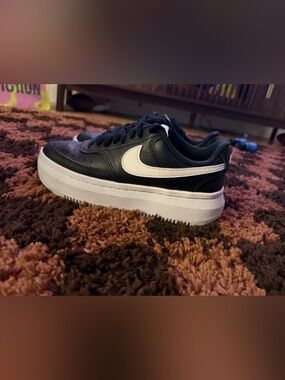 Nike Court Vision Alta LTR woman’s size 6.5